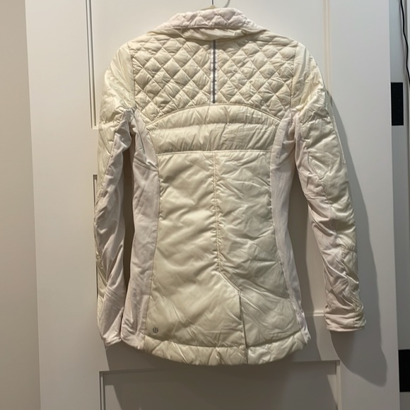 Lululemon Puffer Coat - Picture 3 of 11